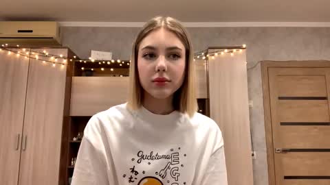 pearlyraglow stream preview