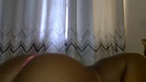 petite_lavina stream preview