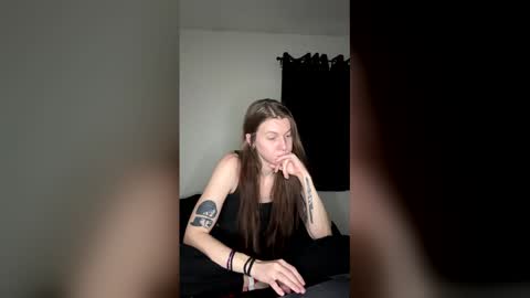 petiteratt stream preview