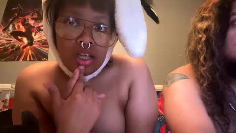 pinkpuppypaws stream preview