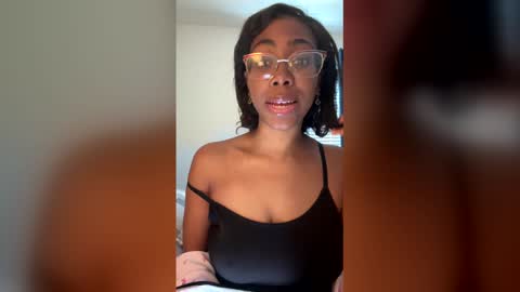 pinqpanthresss live stream