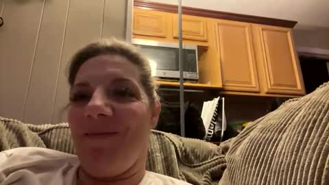 playful_trinity stream preview