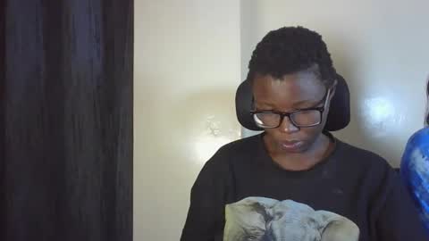 pretty_kemmy stream preview