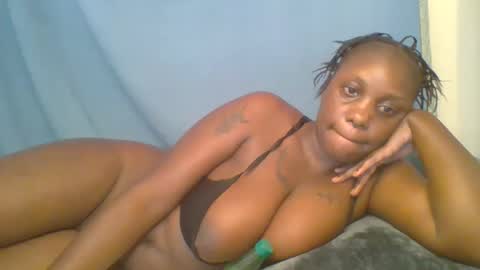 prettydarkskin002 stream preview