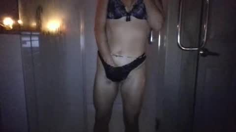 prettygurlf3 stream preview