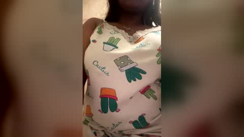 prettyyalisha stream preview