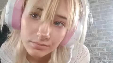 pricillasol stream preview