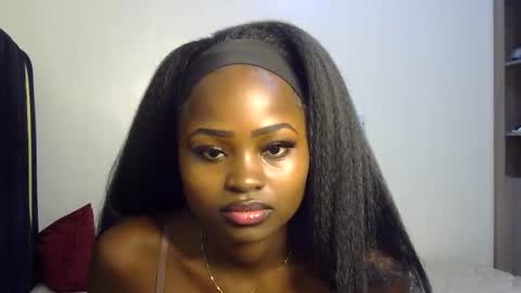 princess_bee1 stream preview