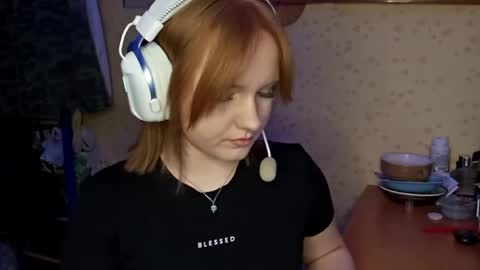 queenmangiamele stream preview