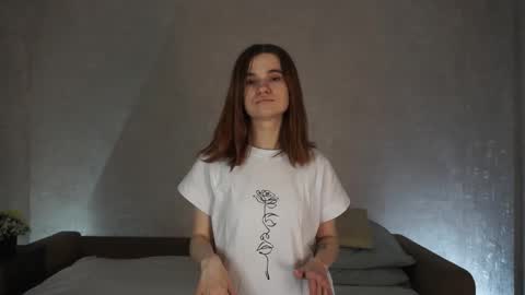 raelenesondag stream preview