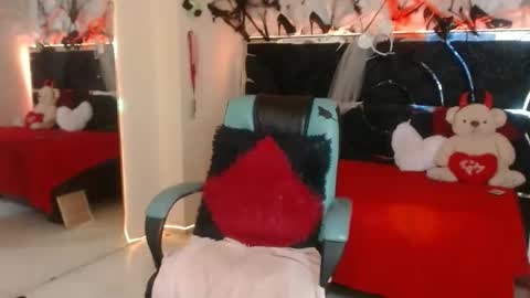 red_moon_1 stream preview