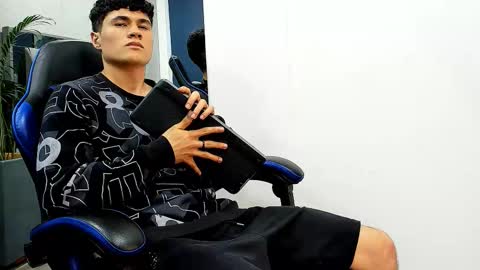 roan_birkin live stream
