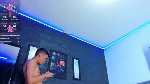 romancartier_ stream preview