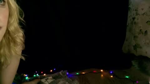 rosy_petal stream preview