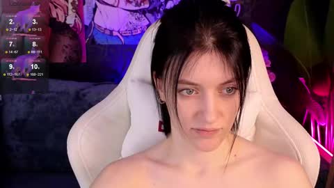 roxy_riot_ stream preview