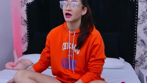 saara_brown live stream