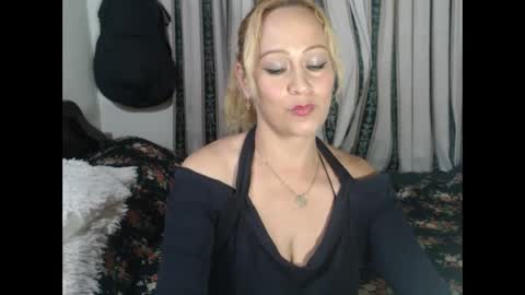 samanthanaughtyx live stream