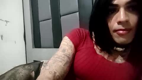 sarinaqueen stream preview