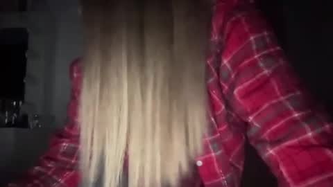 sarrah_rossy live stream