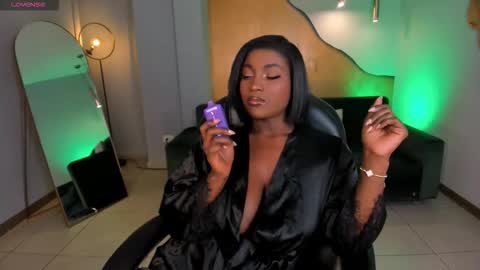 savannahstorm_ stream preview