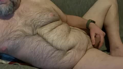 saxbobear stream preview