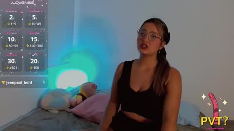 scarlet_rose__ stream preview