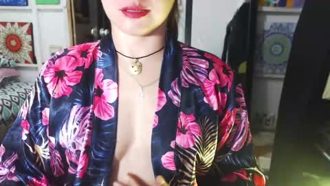 sexwwoman stream preview