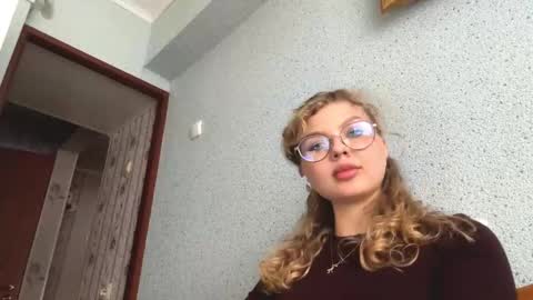 sharleencombest stream preview