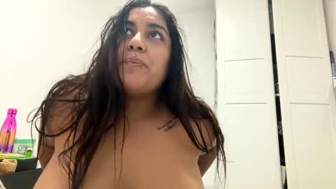 sheeylaroee live stream