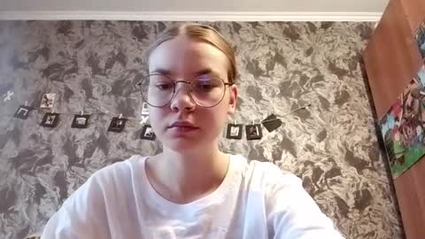 sheriseneitz stream preview