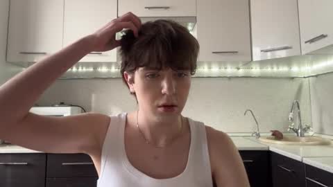 shortskrt stream preview