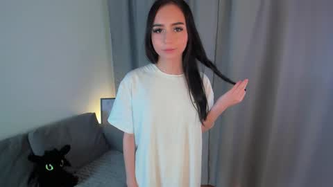 shy_brunet stream preview