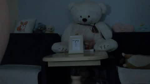 shy_moony stream preview