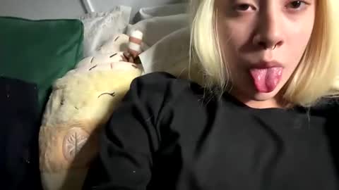 silkymommi stream preview