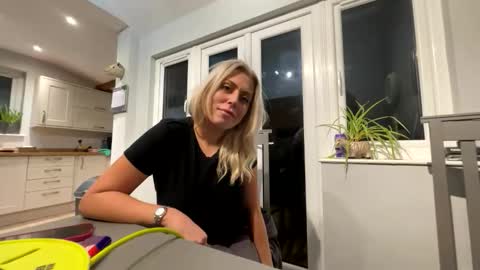 size10doubleg stream preview