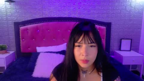 skadhi_ stream preview