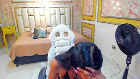 skinny_pretty_01 stream preview