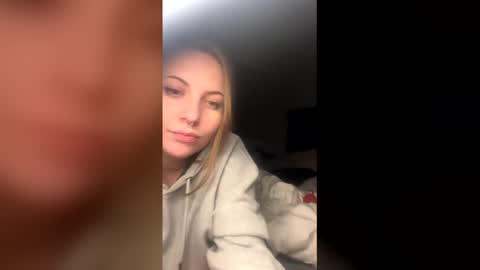 smallclitbitch333 live stream