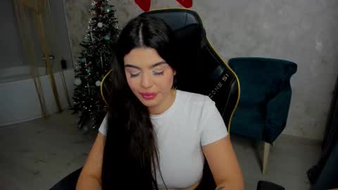 snowingwinter stream preview