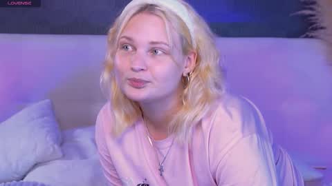 soft_sofi stream preview