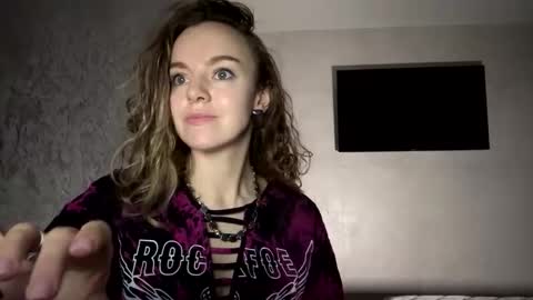 softly_jane stream preview