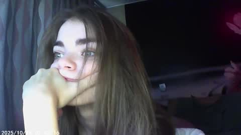 sophiesuvi stream preview