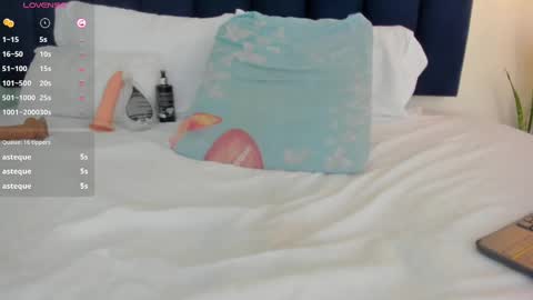 sophieturner_mg stream preview