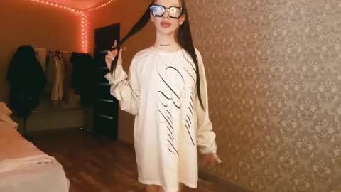 starrymira live stream