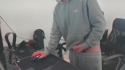 straponloverboy stream preview