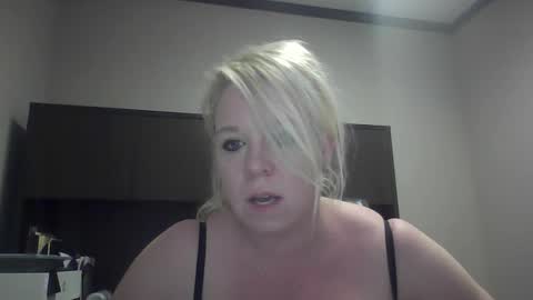 sunnyvibesx stream preview