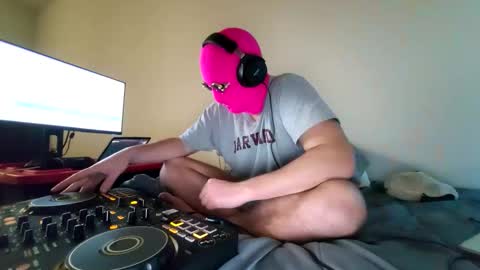 surfermanxoxo stream preview