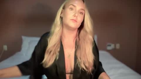 swedish_candii stream preview