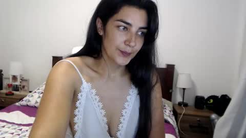 sweetsmile28 stream preview