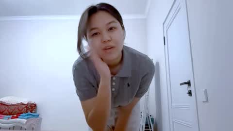 synthiahenneberger stream preview